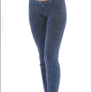 Hard tail flared bootie leggings mw6 womens L grey color sold‎ out! Nwt in packg